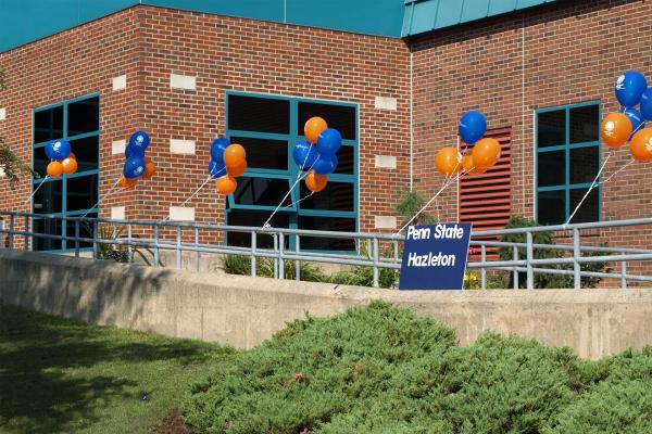 Balloons greeting first-year student arrivals at High Acres