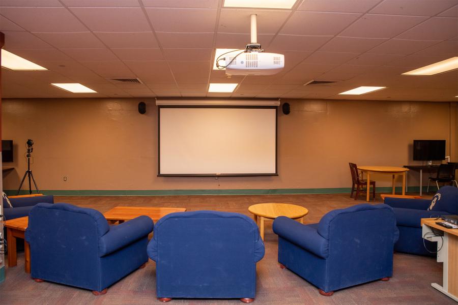 Niagara screening lounge
